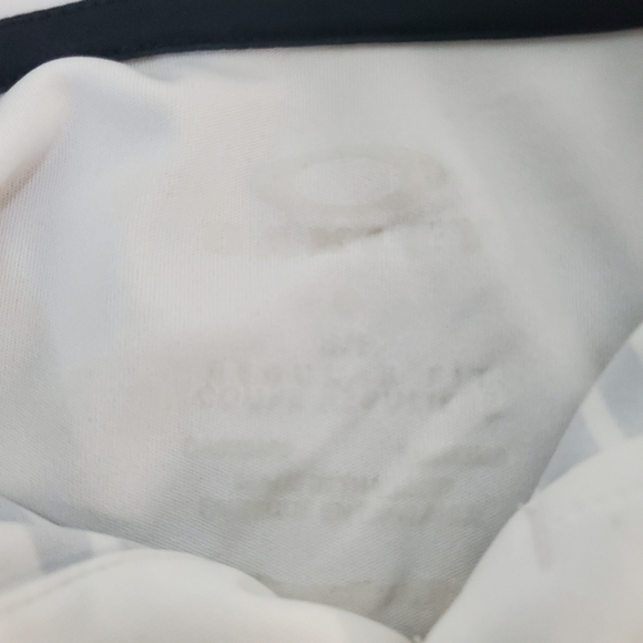 Oakley Polo Golf Shirt Men's Size Small White Black & Gray Striped Short Sleeve - Picture 2 of 7